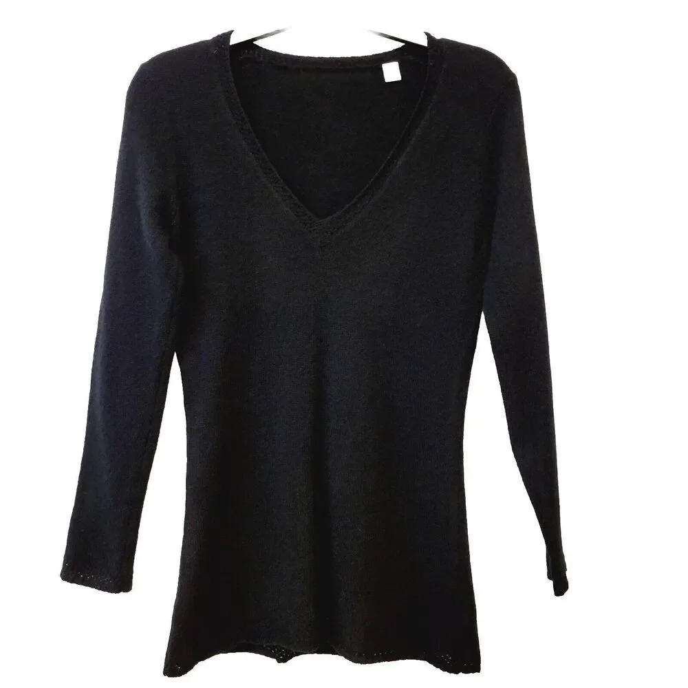 100% Cashmere V-neck Black Azure Finish Long Sleeve Women Sz XS Sweater
